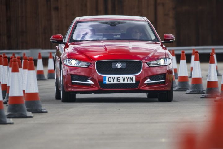 Jaguar Land Rover to Create Autonomous Research Fleet