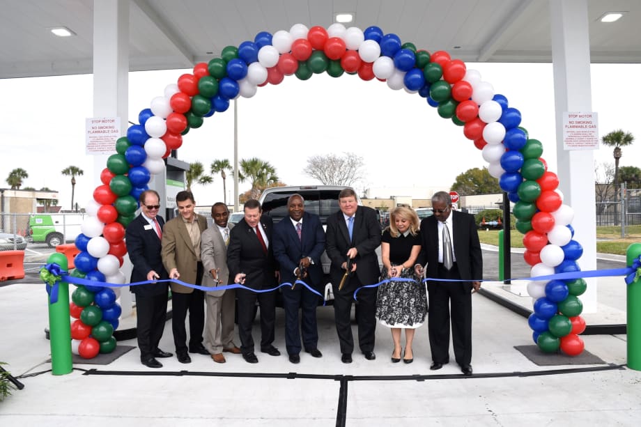 Fla.'s JTA, Clean Energy open public access CNG fueling station
