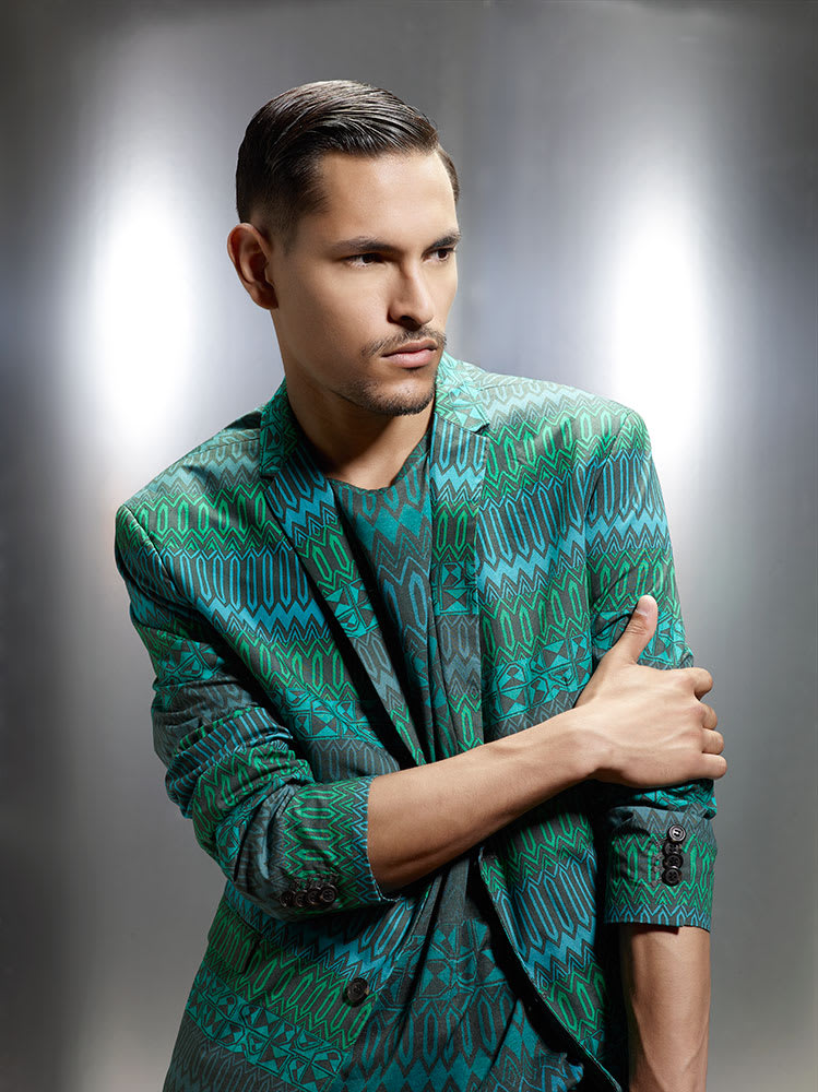 Elegant Edge: Clipper Cutting for Men and Women