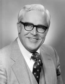 In MemoriamEd Jacob, 1924-2005