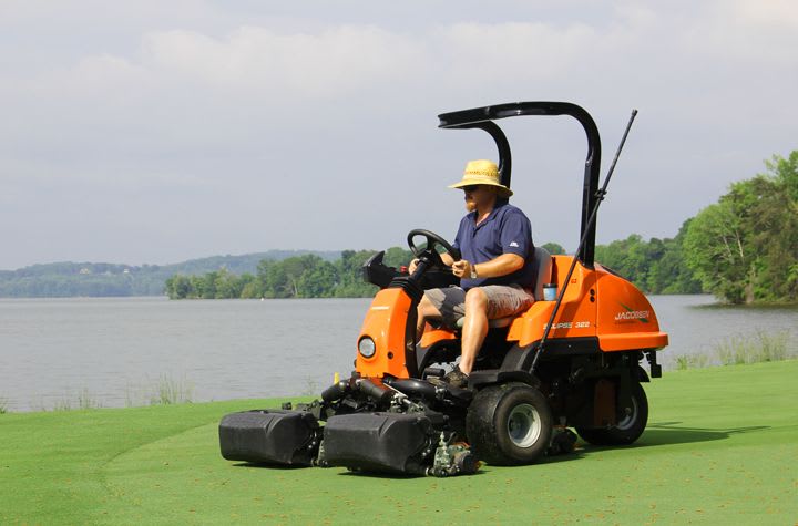 Tennessee Golf Course Purchases All-Electric Equipment