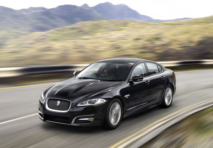 Jaguar Land Rover Offers 2015-MY Fleet Incentives