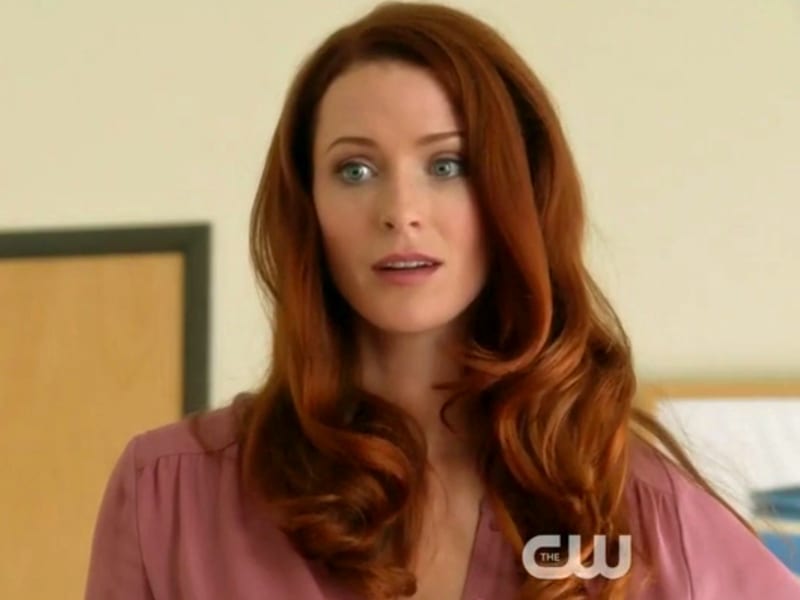 9 Backstage Beauty Secrets from CW's 'Jane the Virgin'