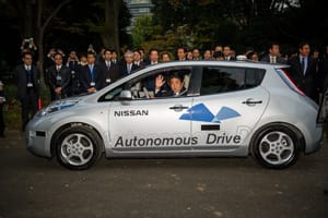 Autonomous Nissan LEAF Takes Japan's Prime Minister for a Spin
