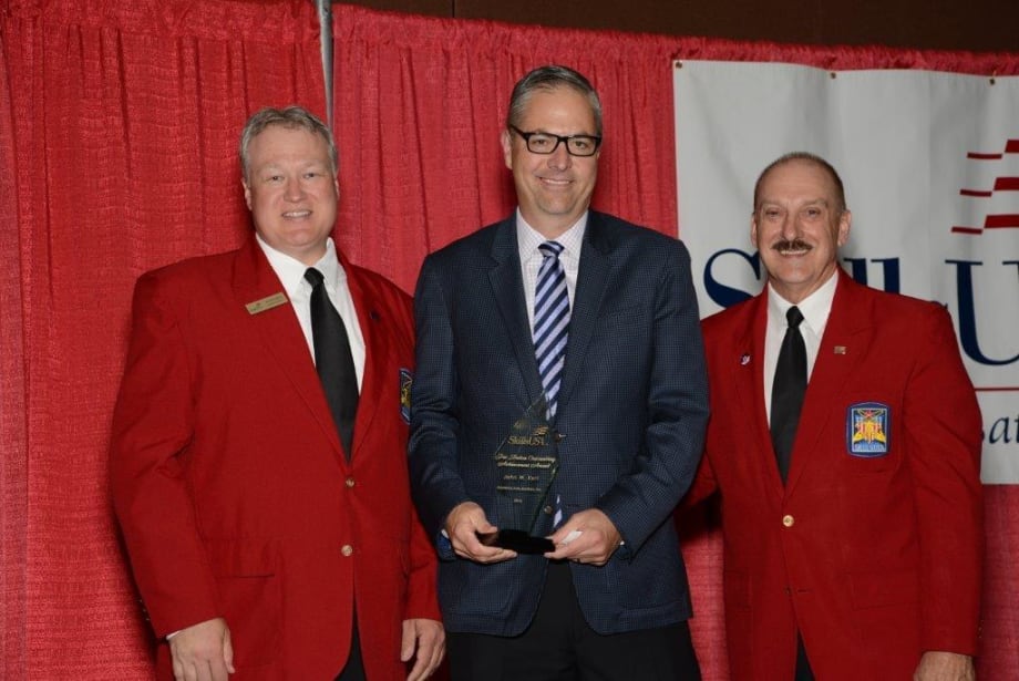 Insurance Auto Auctions CEO Awarded