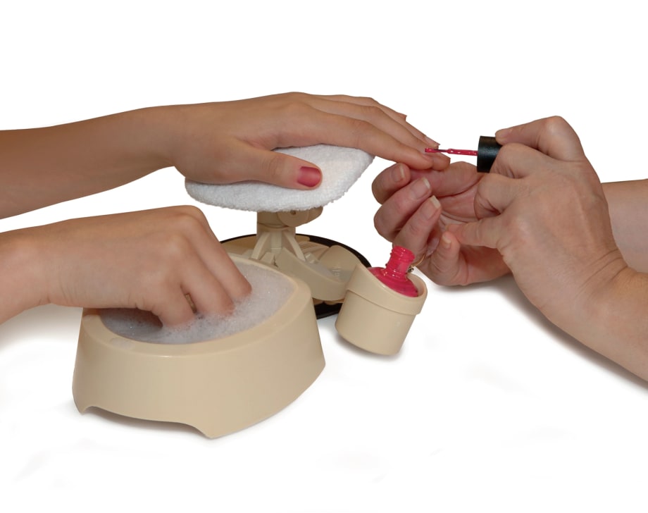 Radapro Offers an Ergonomic Manicure Station