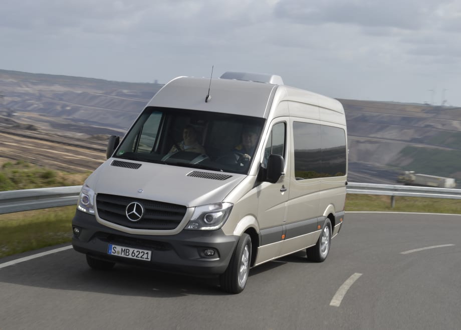 Driving impressions: Electronic Assist Systems Help New Sprinter’s Handling