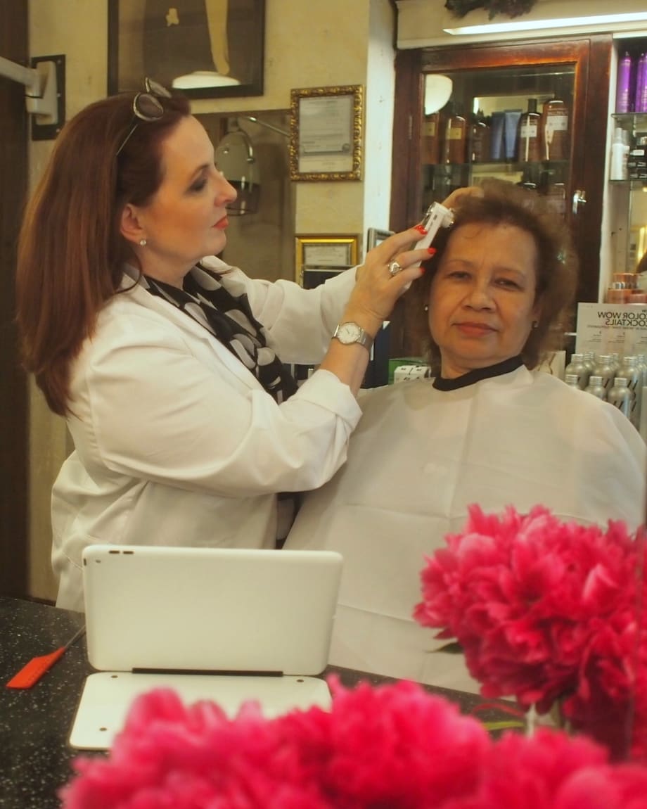 How to Conduct a Hair-Loss Consultation with Care