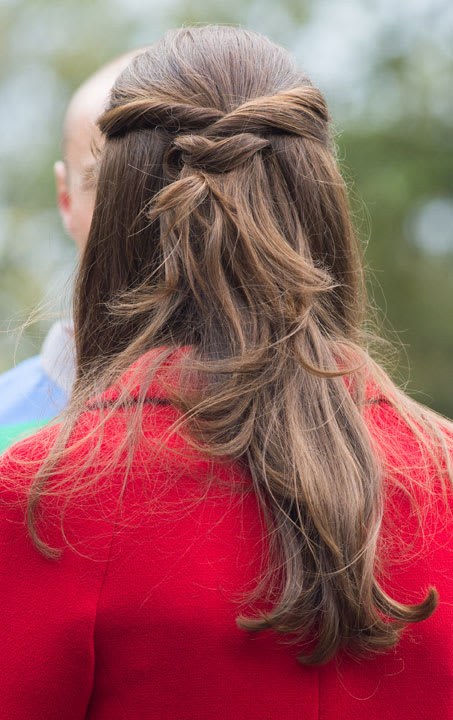 HOW-TO: Kate Middleton's Half-Up Hairstyle