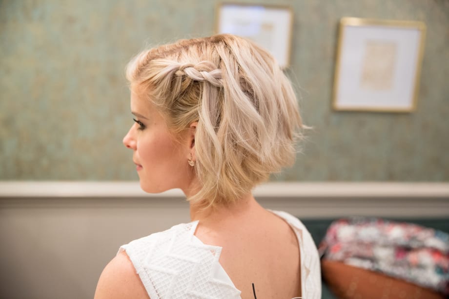 HOW-TO: Kate Mara's Textured, Braided Bob Using Matrix Products