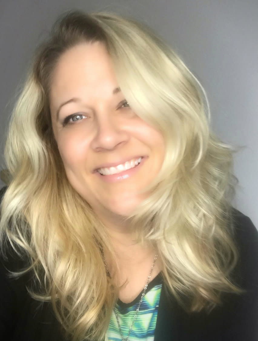 2018 MODERN SALON 100: Kelly Ries @boldsandblended