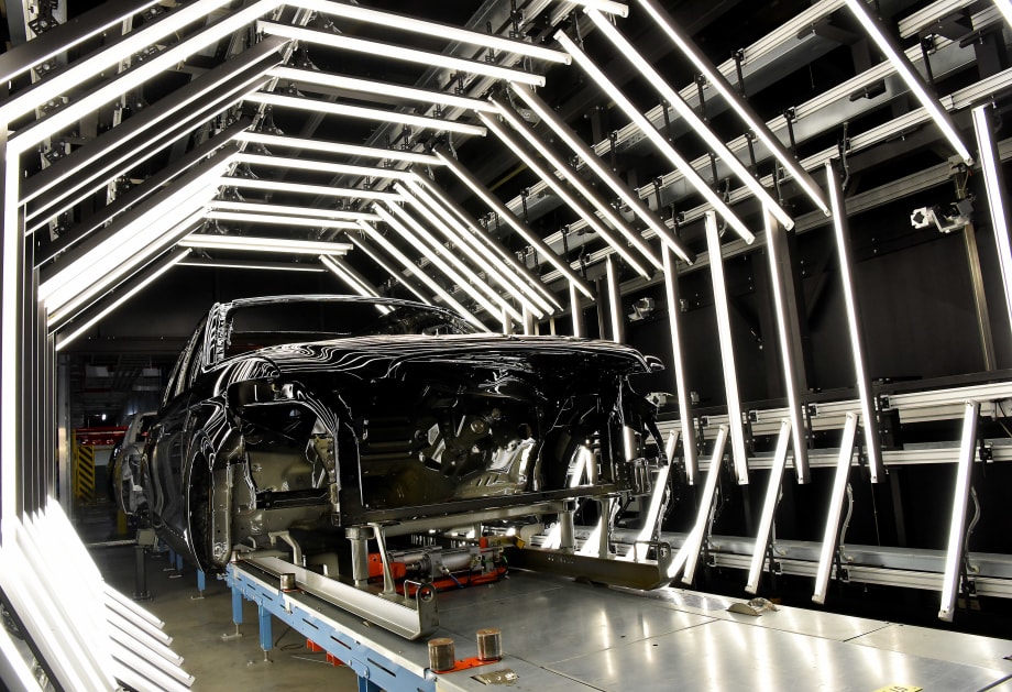 Ford Boosts Expedition, Lincoln Navigator Production