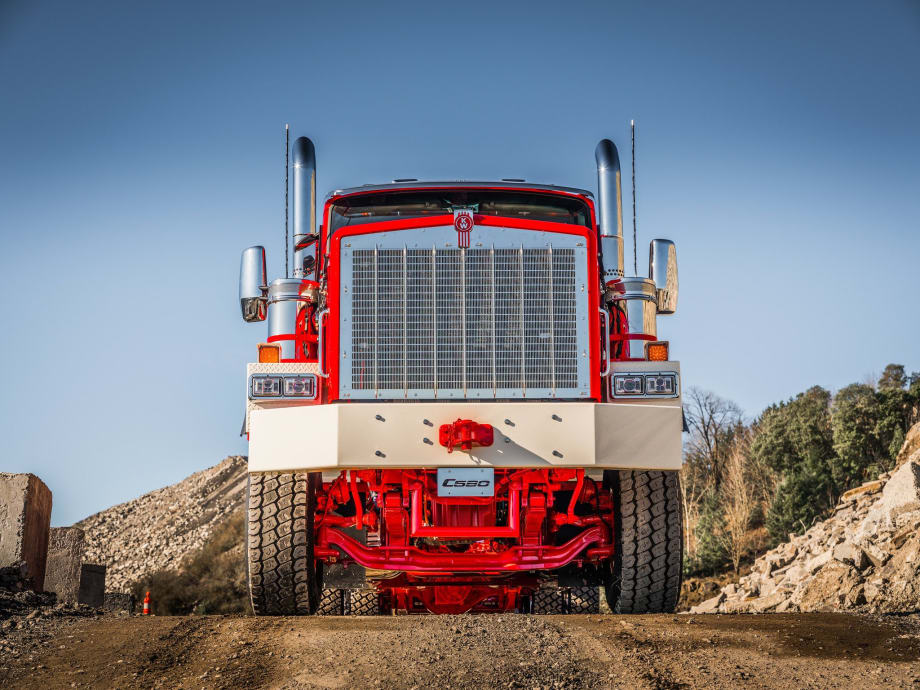 2026 Kenworth C580 truck.