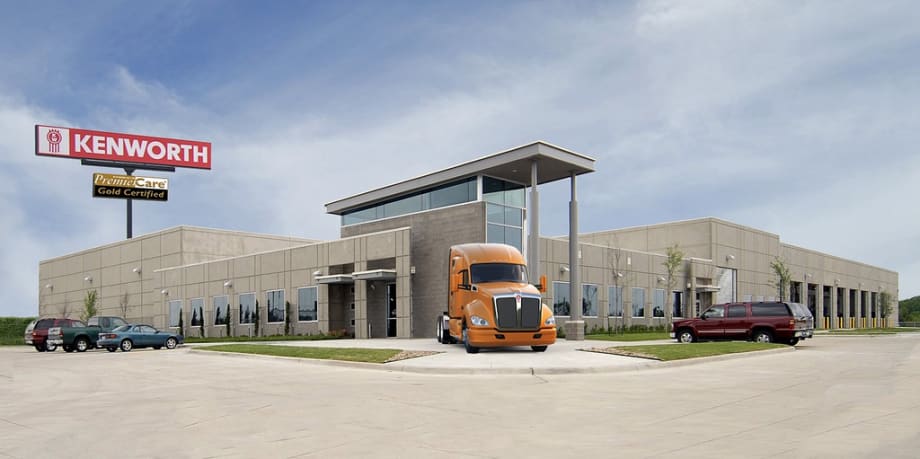 Improving Dealer Service Key Theme at ATA