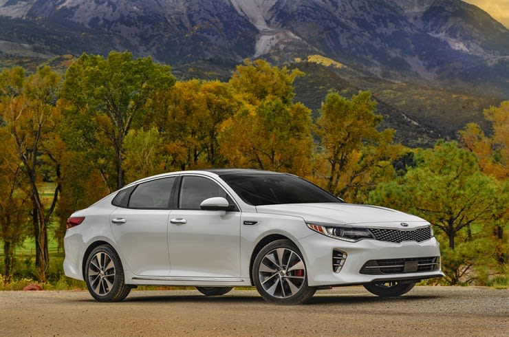 Kia Optima Qualifies as Top Safety Pick+
