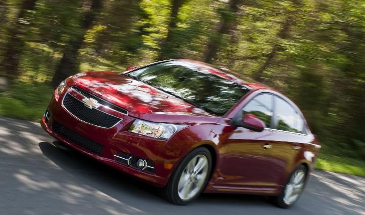 GM Launches 2011 Chevrolet Cruze