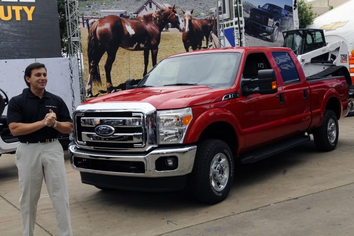 2011 Ford Super Duty Boasts Refined Toughness on Exterior, More Interior Content & Comfort