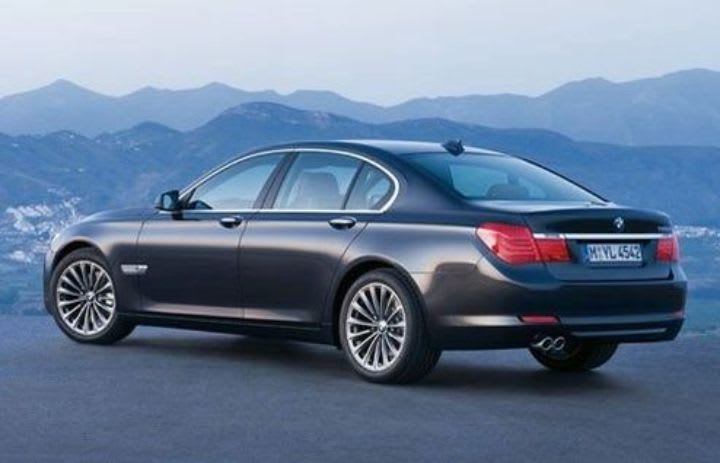 Late 2009 Launch for All-Wheel-Drive BMW 7-Series