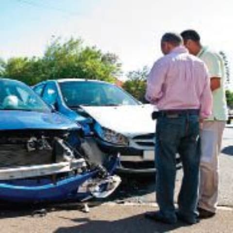 10 Recommendations: What Drivers Should Do After a Fleet Accident
