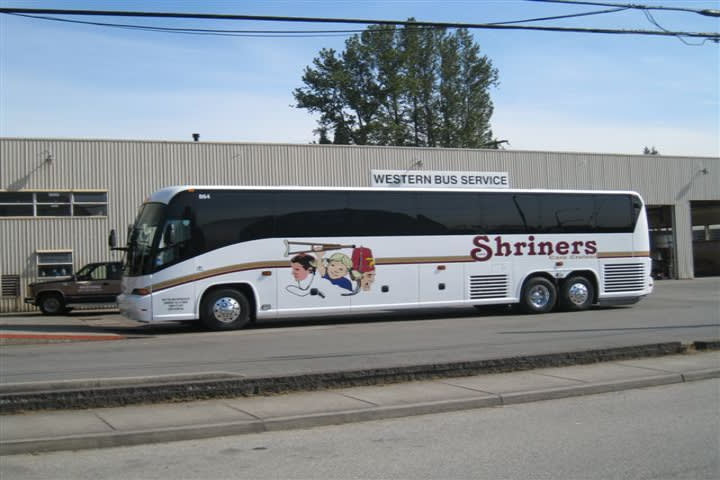 MCI delivers coaches to B.C., Yukon, St. Louis