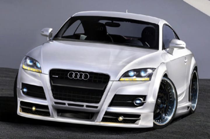 The Audi TT RS: Sporty Powerhouse with Five Cylinders