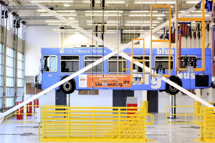 Calif.'s Big Blue opens new HOK-designed facility