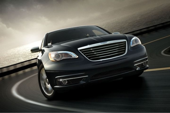 Pricing Announced for 2011 Chrysler 200 Sedan and Town & Country
