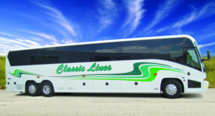 MCI delivers J4500 coaches to Missouri, Florida