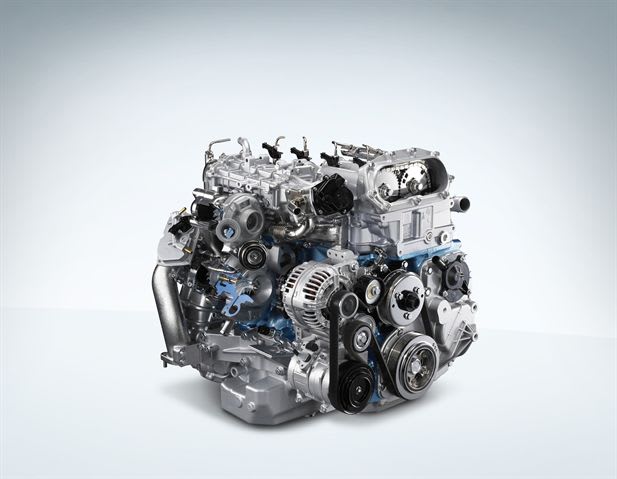 Mitsubishi Fuso Unveils New Powertrain for Class 3-5 Medium-Duty Work Trucks