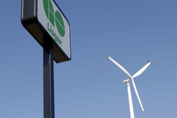 GO Transit unveils first wind turbine