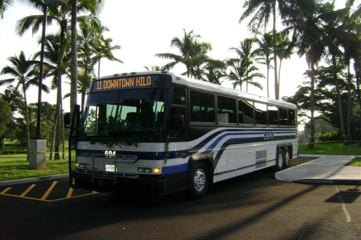 County of Hawaii debuts 5 MCI coaches