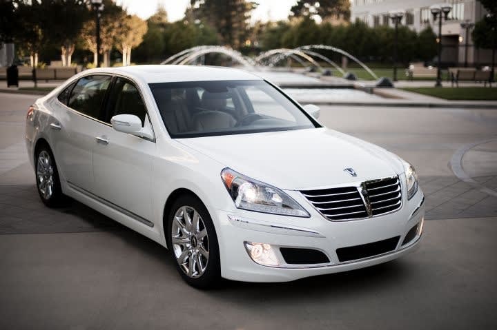 Hyundai Equus Earns 2011 Top Safety Pick Award