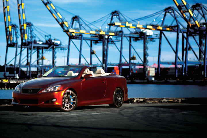 Lexus Introduces 2010 IS 350C F-Sport Special Edition