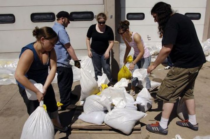 University of Iowa bus system handles high waters