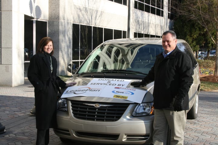 LeasePlan Donates Minivan to Atlanta Children’s Shelter Achiever