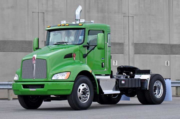 Kenworth Receives EPA Clean Air Excellence Award