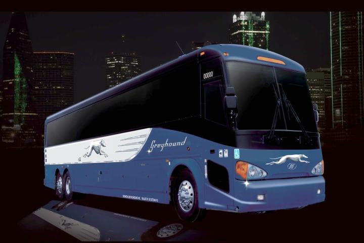 MCI wins 70 D4505 Greyhound order