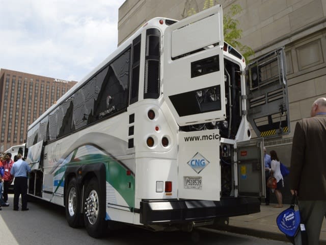 MCI delivers J4500s, D4505s