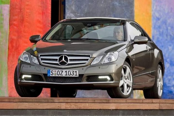 Mercedes-Benz Replaces CLK with E-Class Coupe