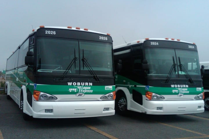 MCI delivers six D4505s to Boston