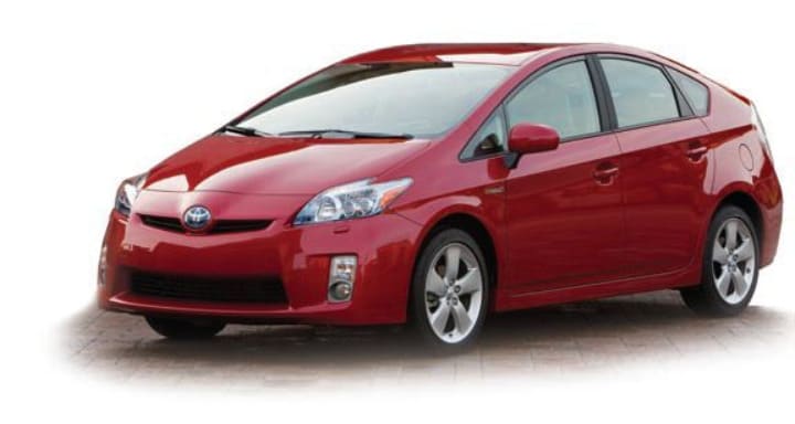 GREEN FLEET: 2010 Prius Raises More than Its Roof