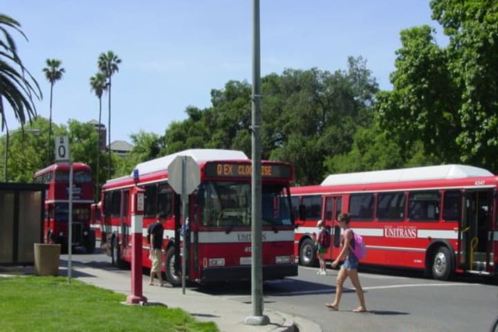 UC Davis bus service offers real-time information