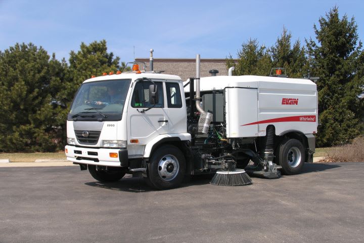 Elgin Sweeper Announces New Chassis Configuration for Sweepers