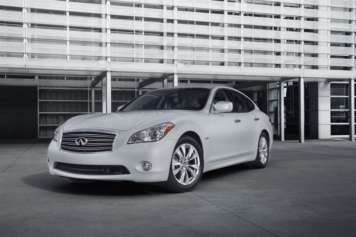 2012 Infiniti M Hybrid Officially Rated at 32 MPG Highway