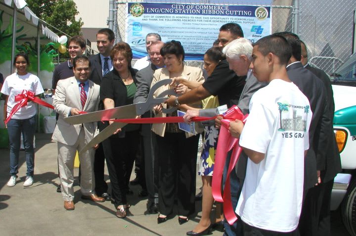 City of Commerce Opens Natural Gas Fueling Station