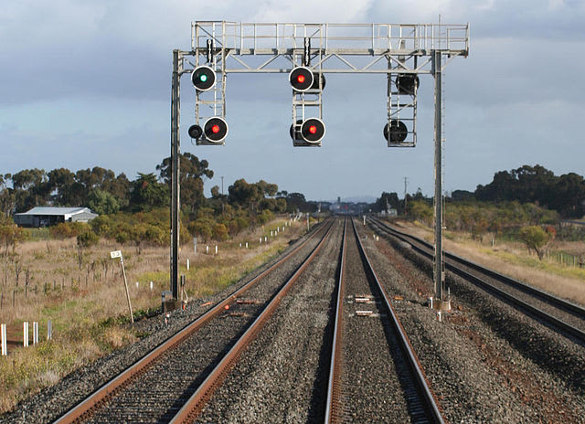 NTSB Safety Alert highlights improving rail visibility 