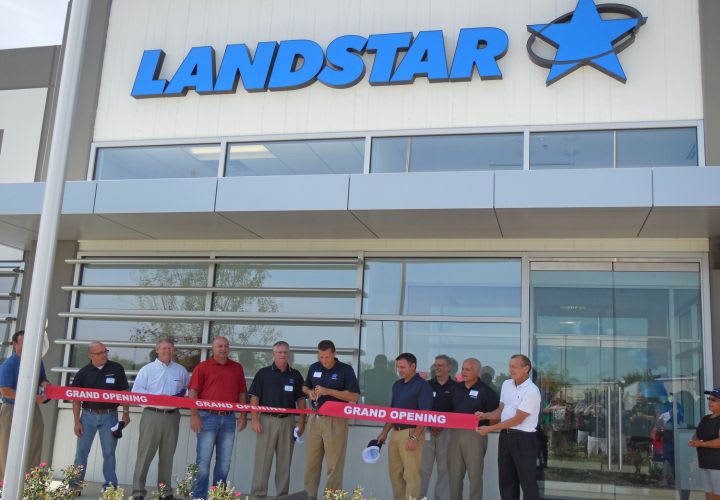 Landstar Opens Facility in Texas