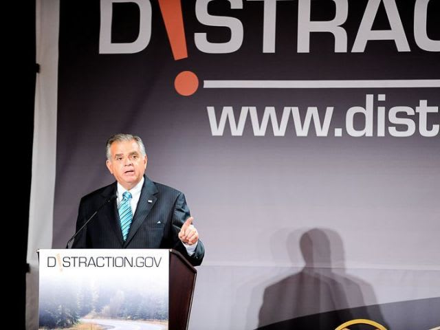 LaHood to step down as transportation secretary