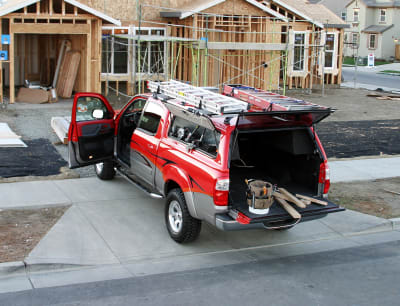 LEER 100RCC Fiberglass Commercial Cap Breaks New Ground With Job Site Pros