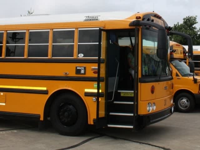Superintendent cites benefits of natural gas school buses